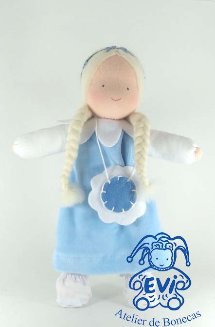 0136 BR - Boneca de Flores - cabelo branco .jpg