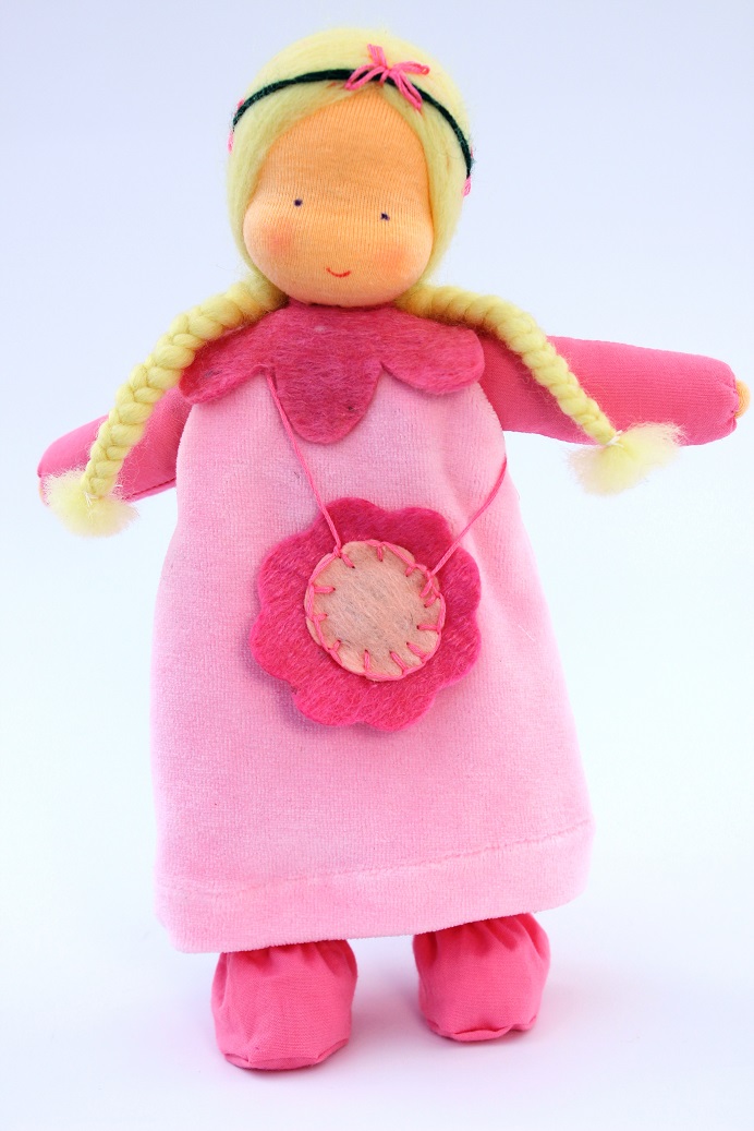 0136 - Boneca de Flores