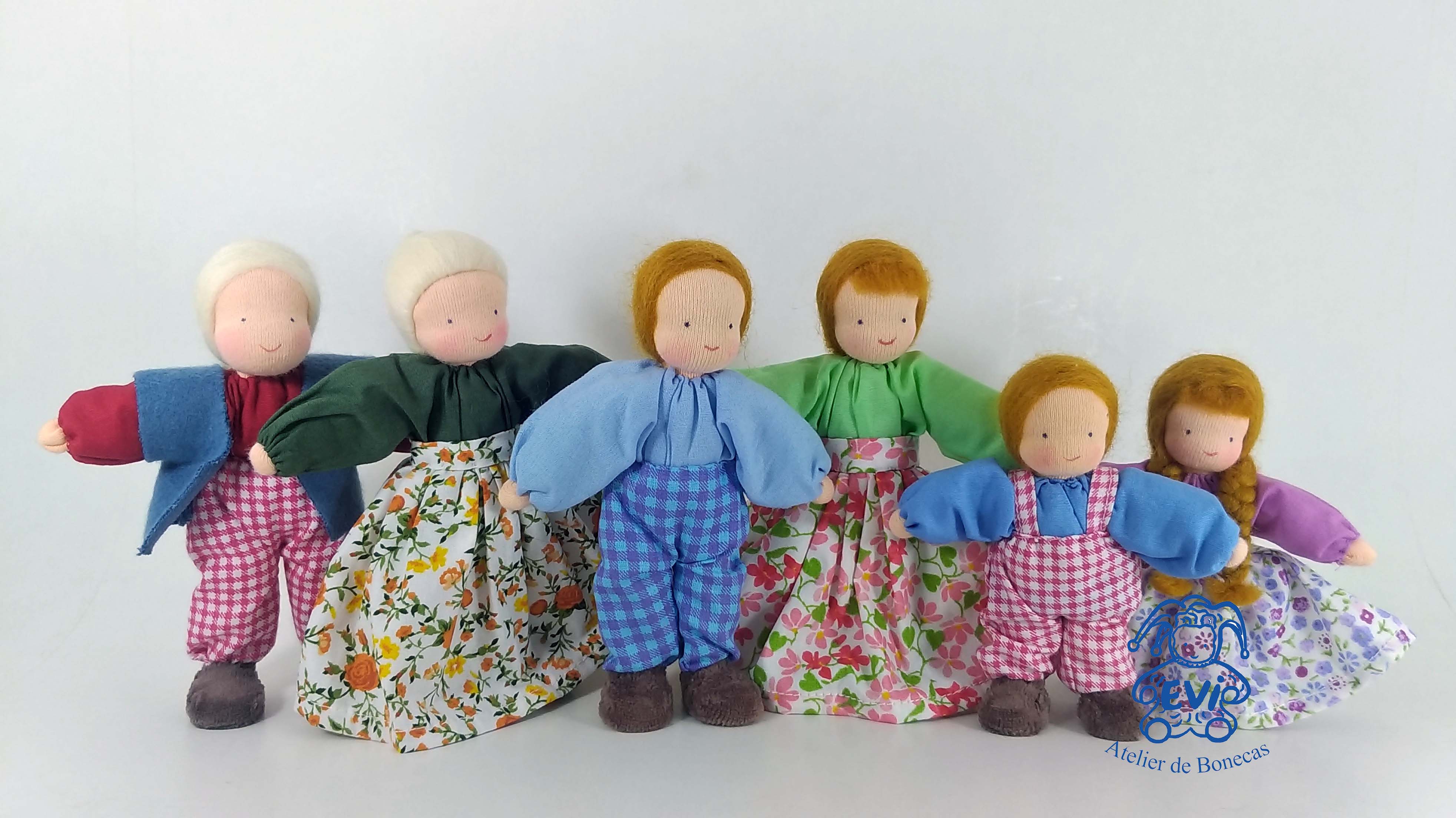 0510 RU Família Completa -  ruiva