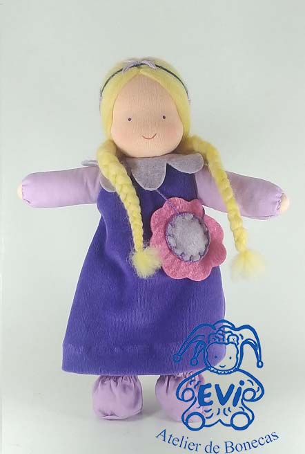 0136 LO 1- Boneca de Flores - loira .jpg